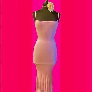 SKIMS Baby Pink Maxi Dress. - L